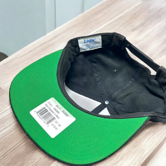 Flower Fatty ~ Black Straight Bill Adjustable Snapback Hat By Lids - Picture 5 of 6